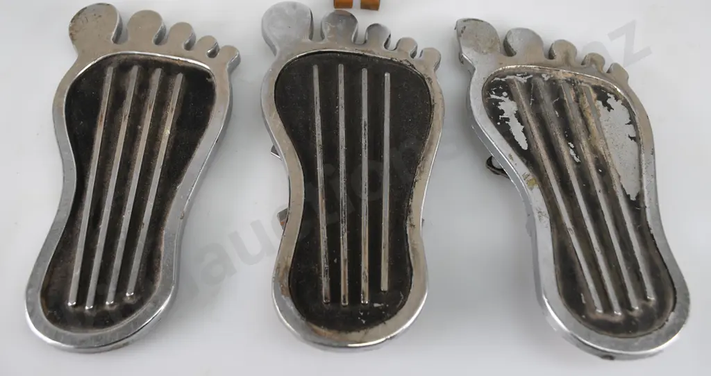 NOVELTY FOOT PEDALS Image 1++