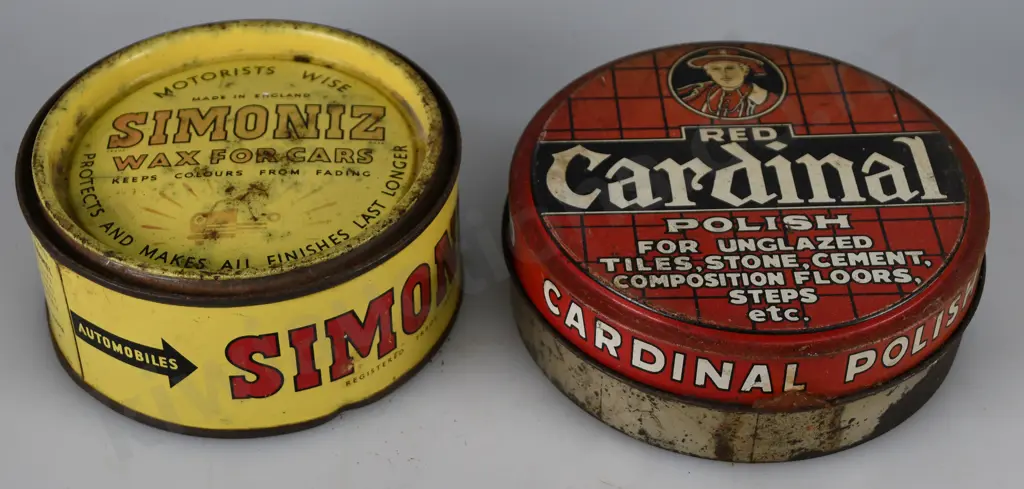 ASSORTED VINTAGE TINS Image 1++