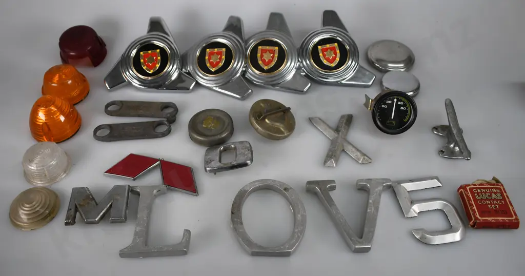 ASSORTED MOTORING ITEMS Image 1++
