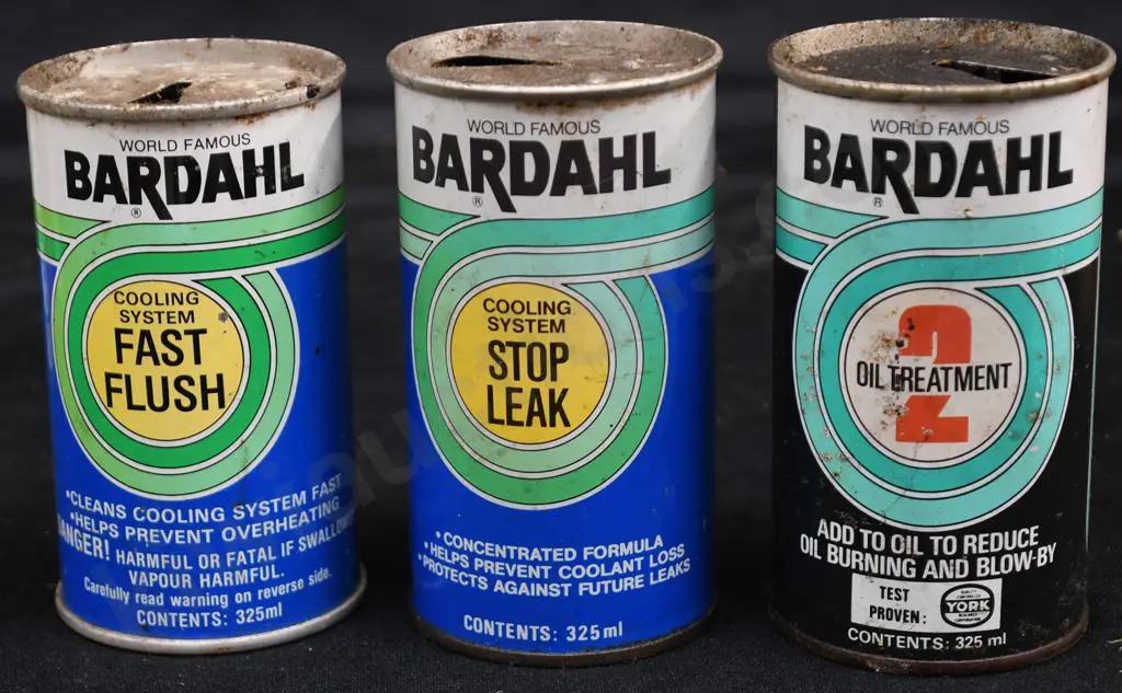 ASSORTED VINTAGE TINS Image 1++
