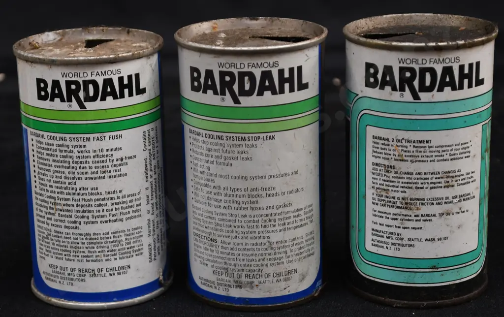 ASSORTED VINTAGE TINS Image 1++