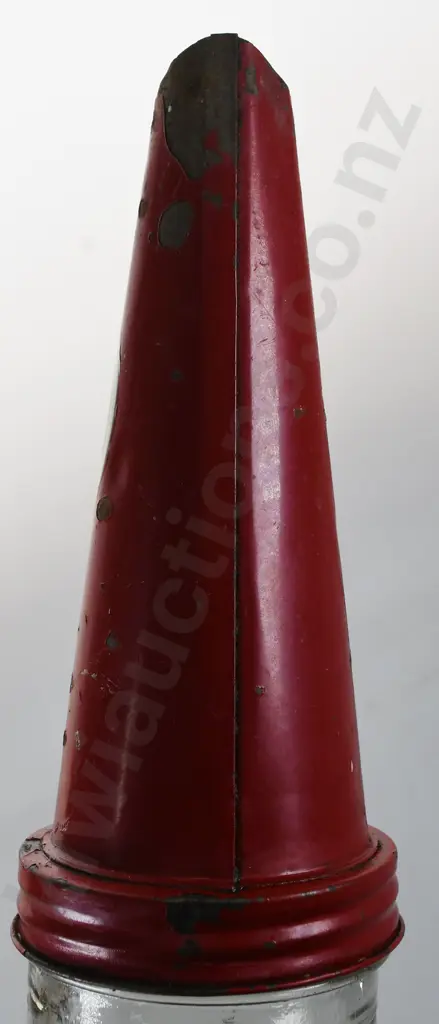 WAKEFIELD CASTROL QUART OIL BOTTLE Image 1++