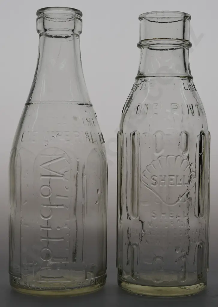 MOBIL AND SHELL PINT OIL BOTTLES Image 1++
