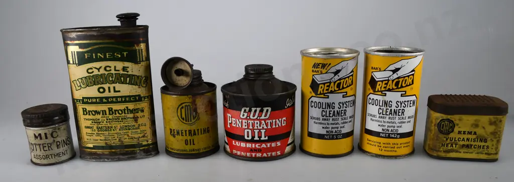 ASSORTED OIL AND MOTORING TINS Image 1++