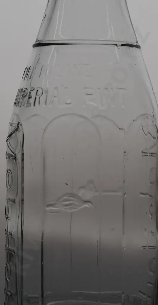 MOBIL AND SHELL PINT OIL BOTTLES Image 1++