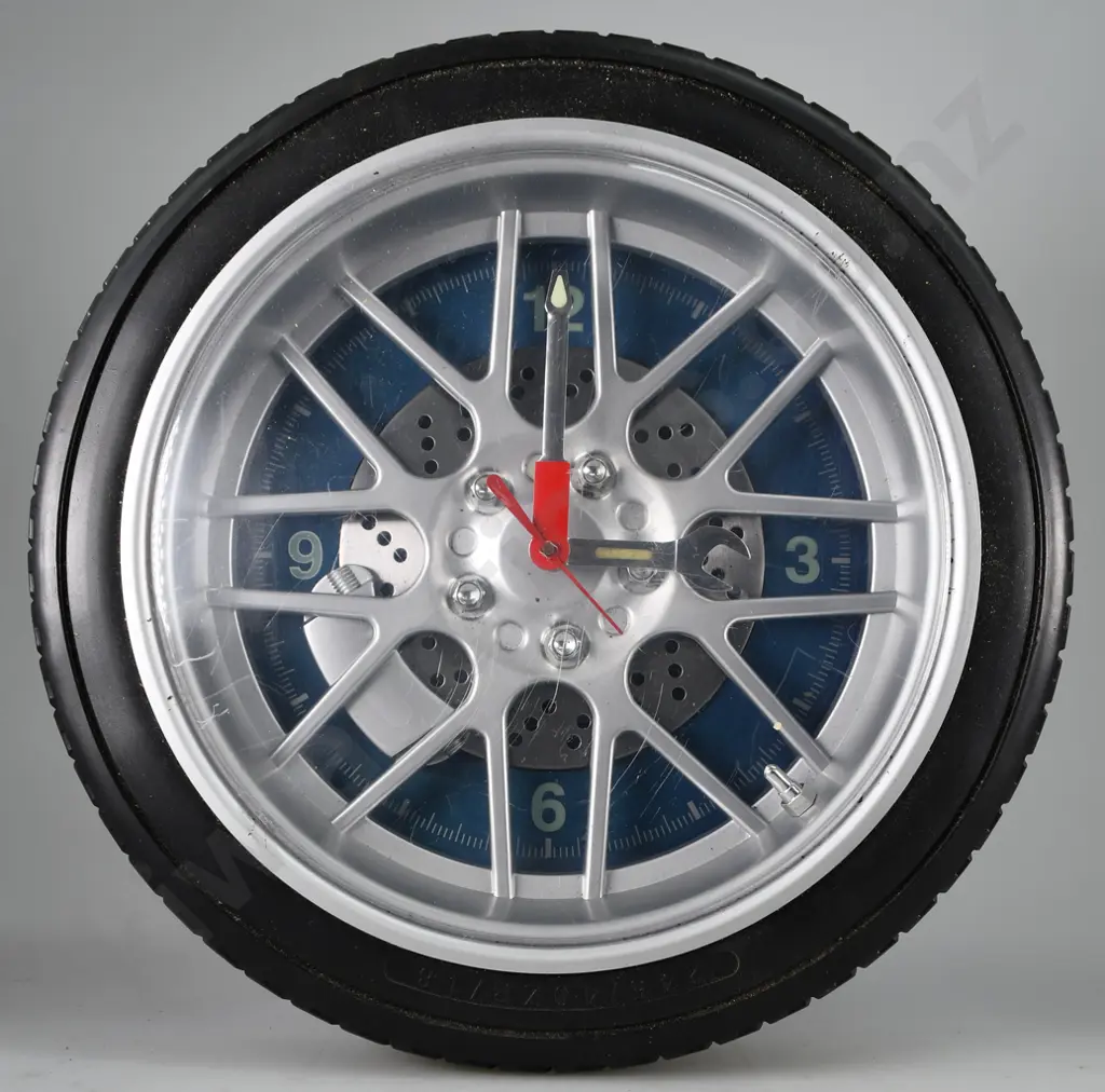 TYRE WALL CLOCK  Image 1++