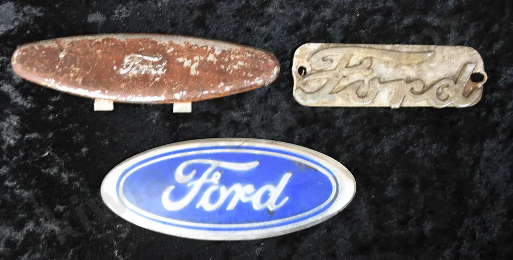 CHROME FORD CAR NAME BADGES Image 1++
