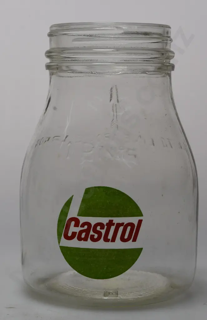 CASTROL PINT OIL BOTTLE Image 1++