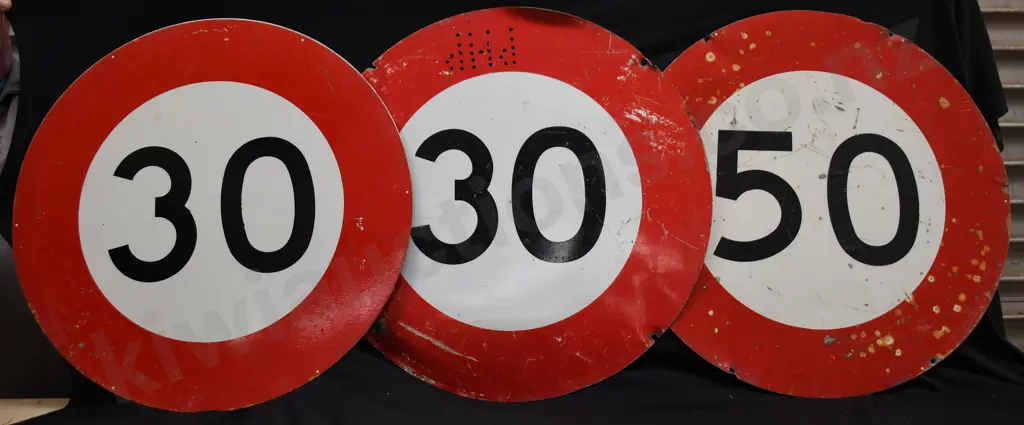 SPEED LIMIT ROAD SIGNS Image 1++