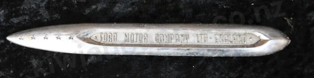 CHROME FORD CAR NAME BADGES Image 1++