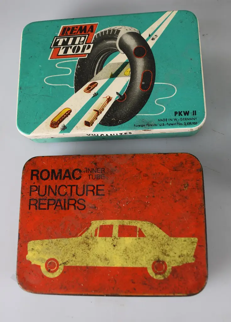 VINTAGE TYRE REPAIR KITS Image 1++