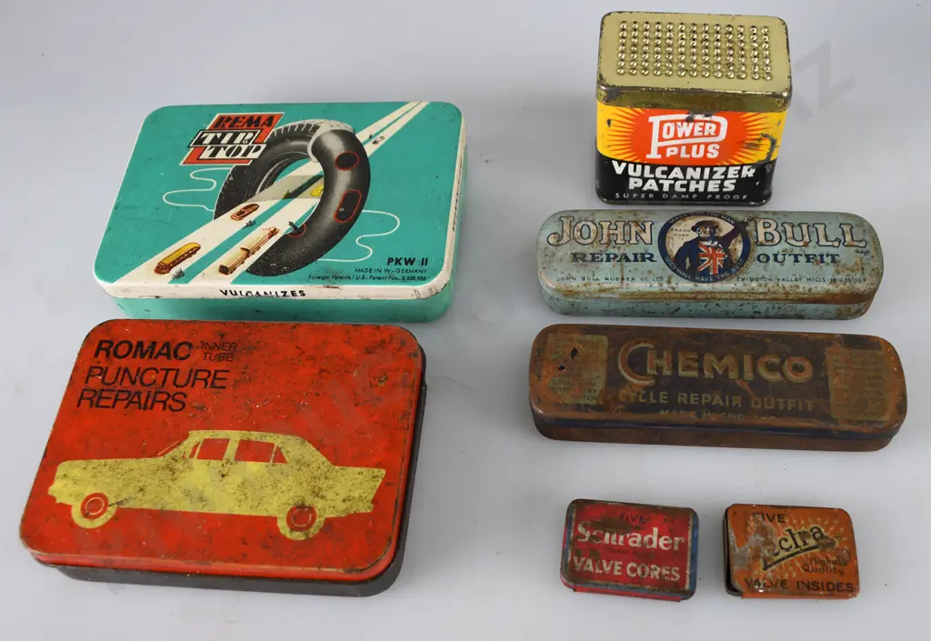 VINTAGE TYRE REPAIR KITS Image 1++