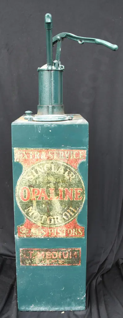 SINCLAIR OPALINE MOTOR OIL PUMP Image 1++