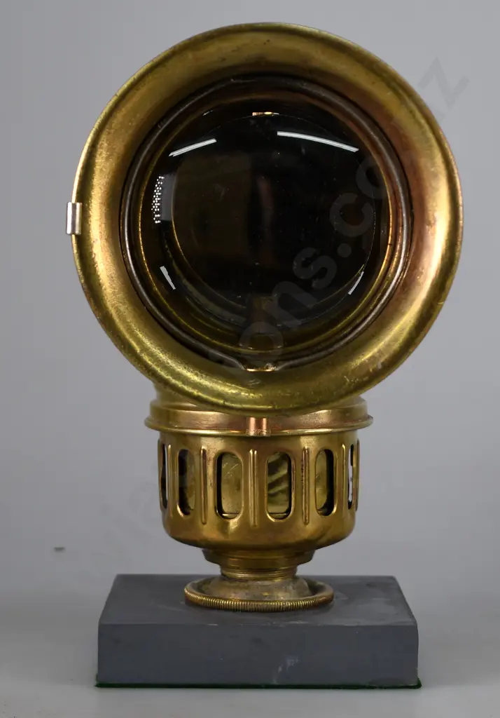 CARBIDE BRASS BIKE LAMP Image 1++