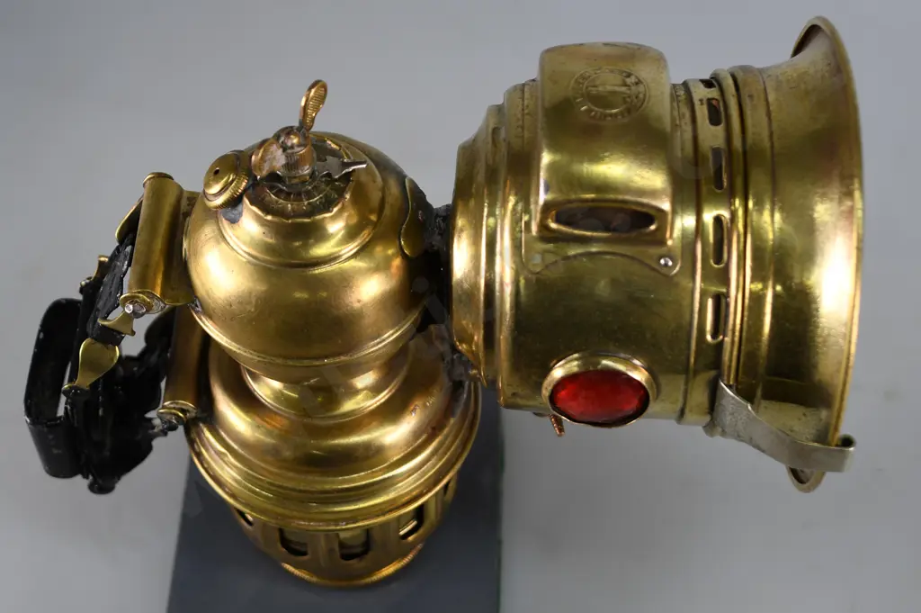 CARBIDE BRASS BIKE LAMP Image 1++