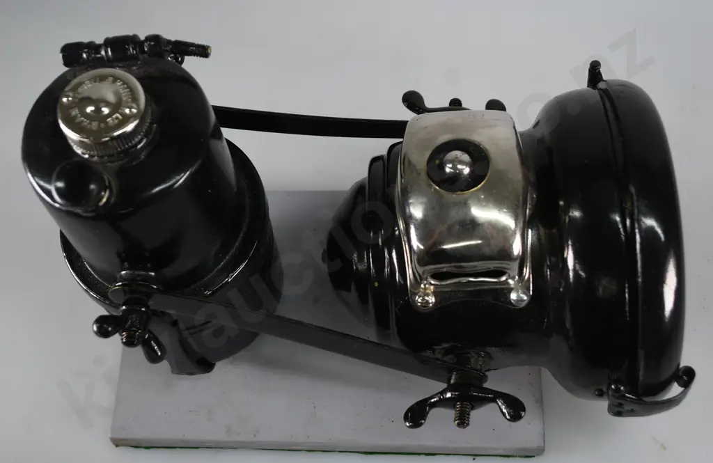 POWELL AND HANMER MOTORCYCLE LAMP AND GENERATOR Image 1++