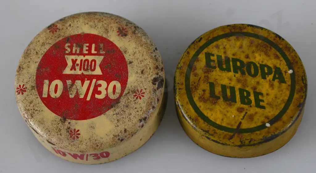 OIL BOTTLE CAPS & STRAPS Image 1++