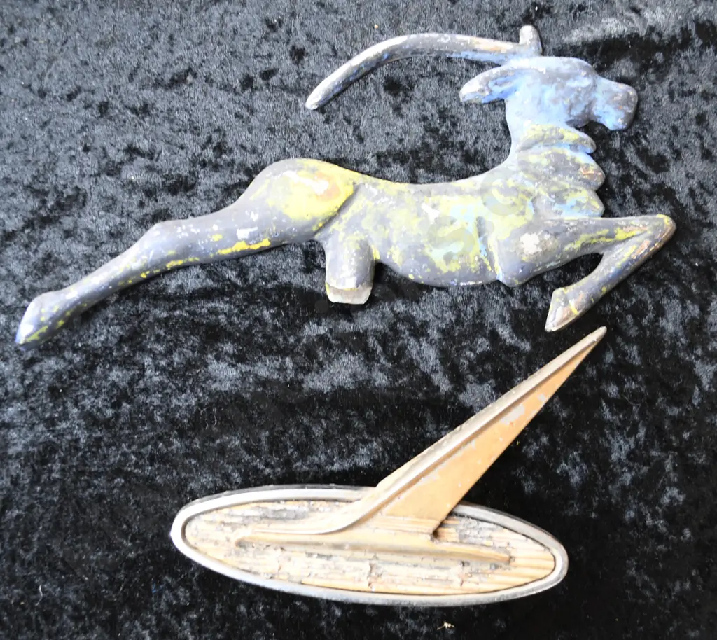 MOTORING RELATED SUNDRIES Image 1++