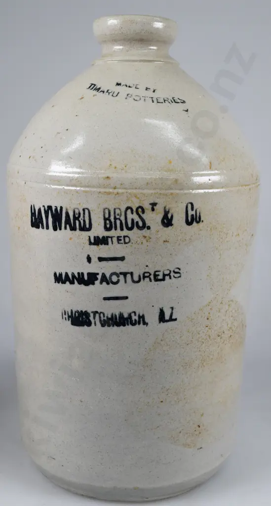 HAYWARD BROS CHRISTCHURCH STONE JAR Image 1++