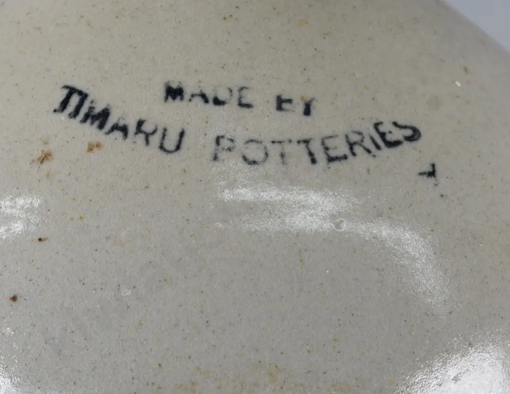 HAYWARD BROS CHRISTCHURCH STONE JAR Image 1++