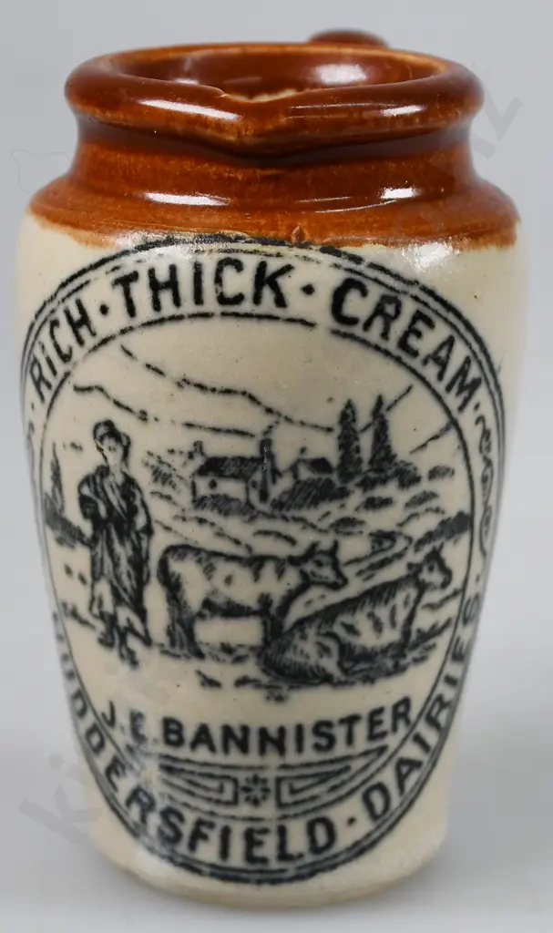 BANNISTER HUDDERSFIELD CREAM POT Image 1++