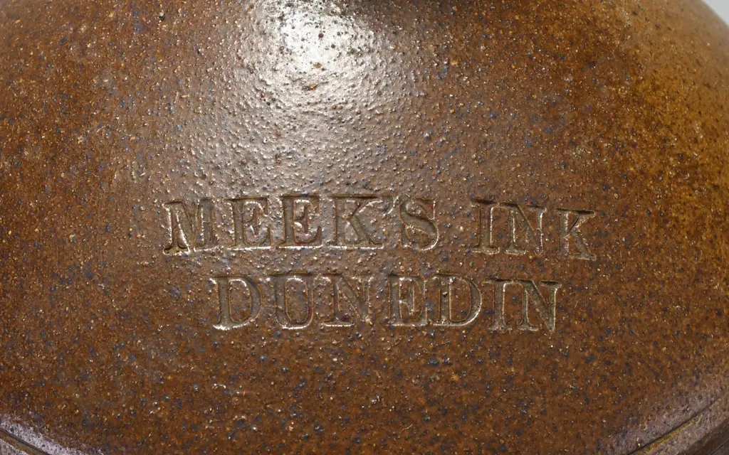 MEEKS INK DUNEDIN STONE JAR Image 1++