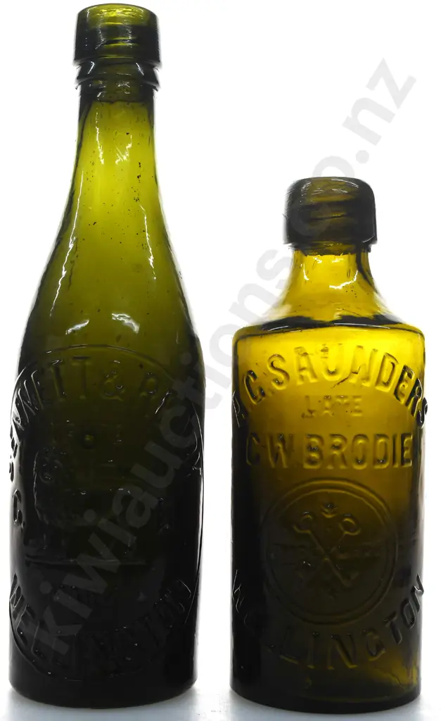 BENNETT & READY, SAUNDERS LATE BRODIE WELLINGTON INTERNAL THREADS Image 1++