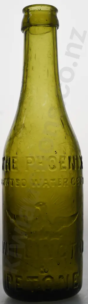 PHOENIX, WELLINGTON AERATED WATER CO CROWN TOPS Image 1++
