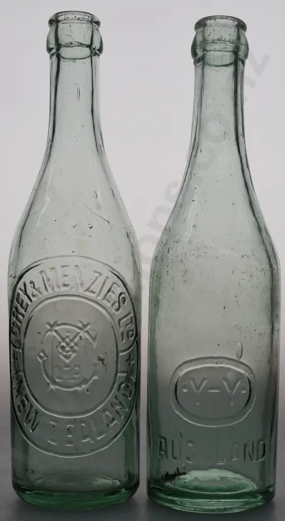 GREY & MENZIES, Y-Y AUCKLAND CROWN TOPS Image 1++