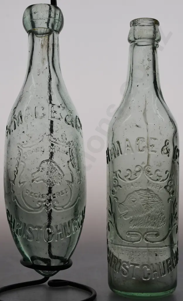 MACE CHRISTCHURCH HAMILTON AND CROWN TOP Image 1++