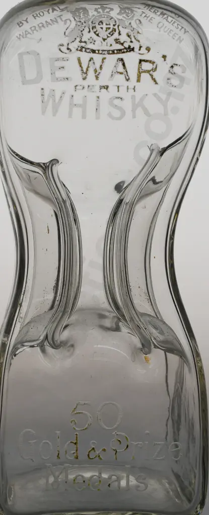 DEWAR’S PINCH WAISTED WHISKY DECANTER Image 1++
