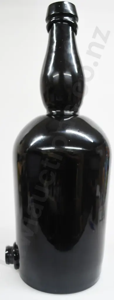 LARGE BACK BAR FREE BLOWN DISPENSING BOTTLE Image 1++