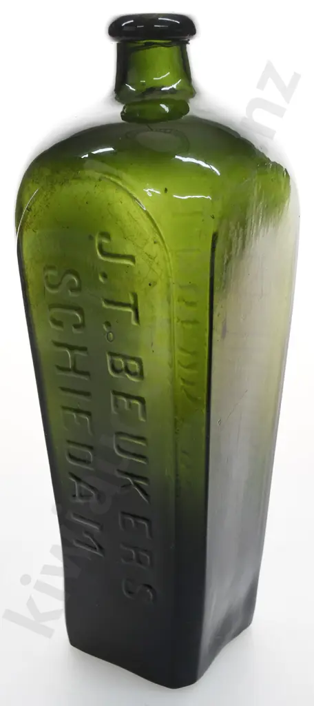 BEUKERS CASE GIN Image 1++