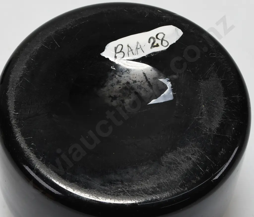 BLACK GLASS PERFUME & INK Image 1++