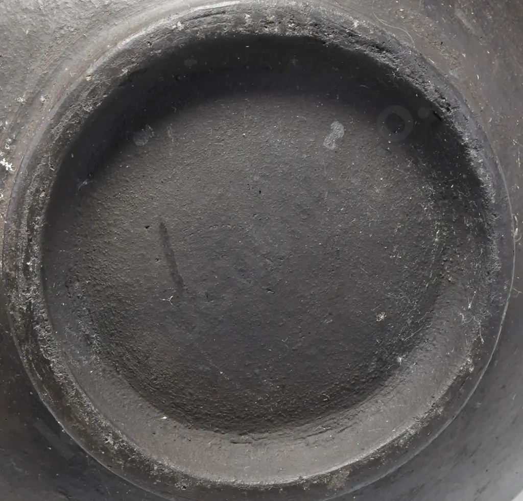 EARLY BALINESE FIGURAL TEAPOT Image 1++