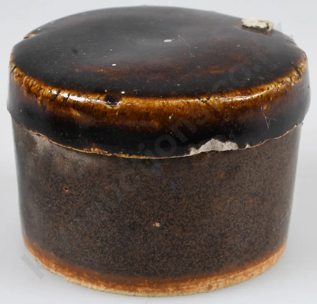 CHINESE LIDDED POT Image 1++
