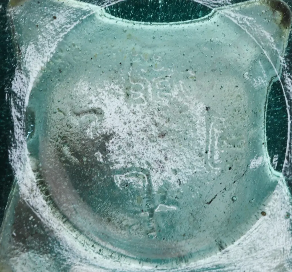 CHINESE GLASS BOTTLES Image 1++