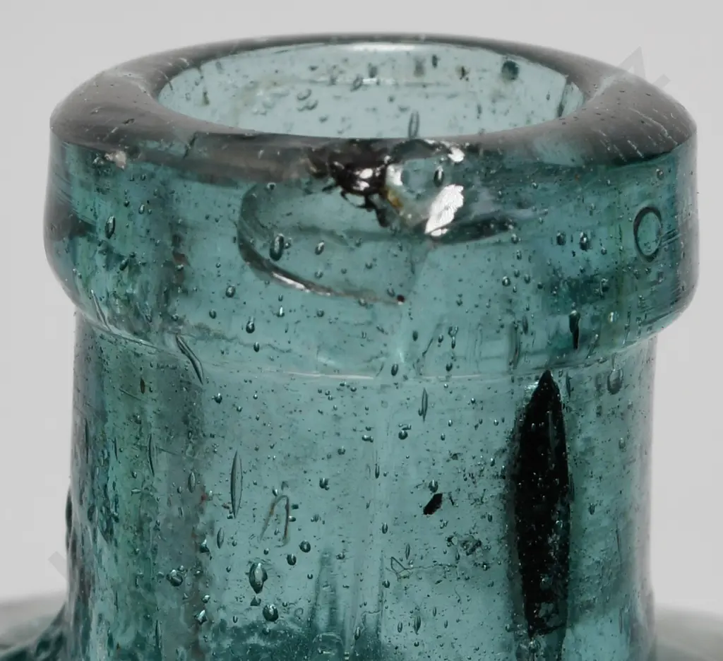 CHINESE GLASS BOTTLES Image 1++