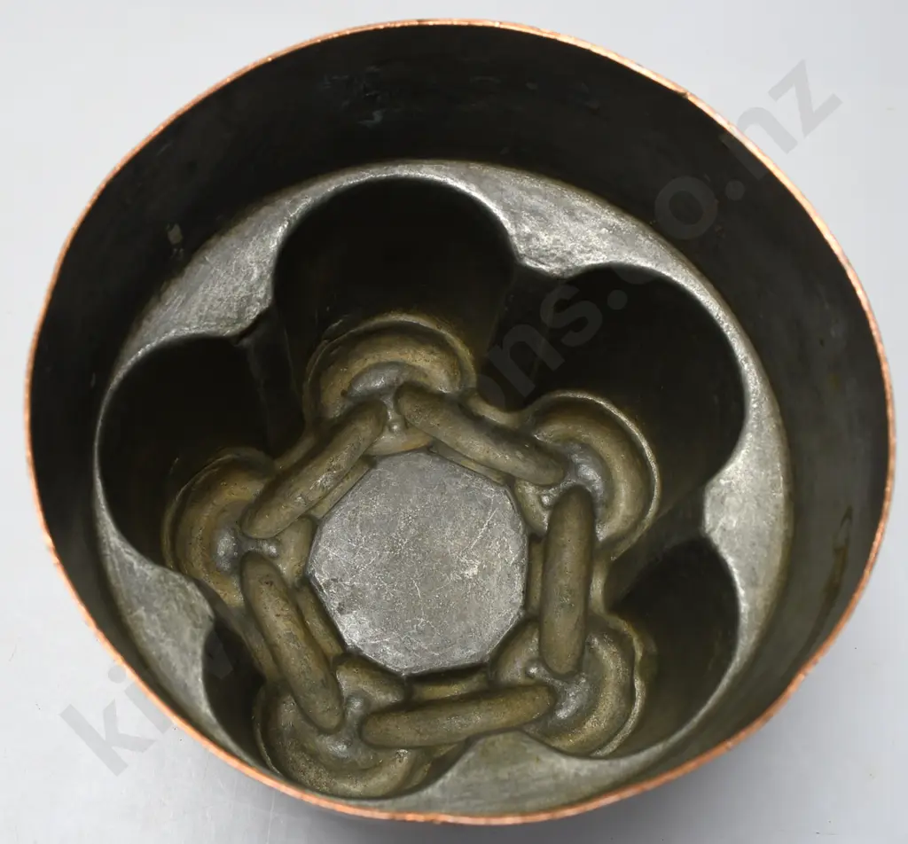 COPPER JELLY MOULD Image 1++