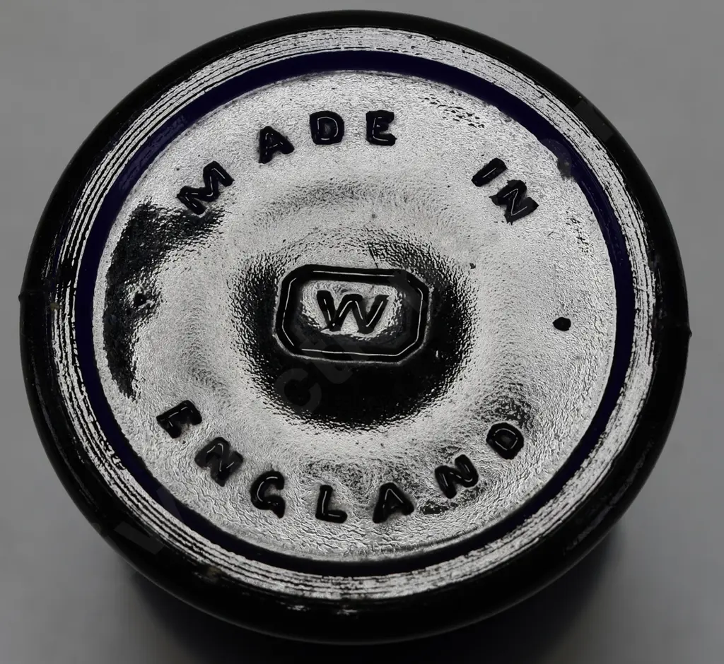 COLLECTION OF EYE BATHS Image 1++