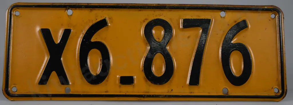 NEW ZEALAND NUMBER PLATE 1932 - 1933 Image 1++