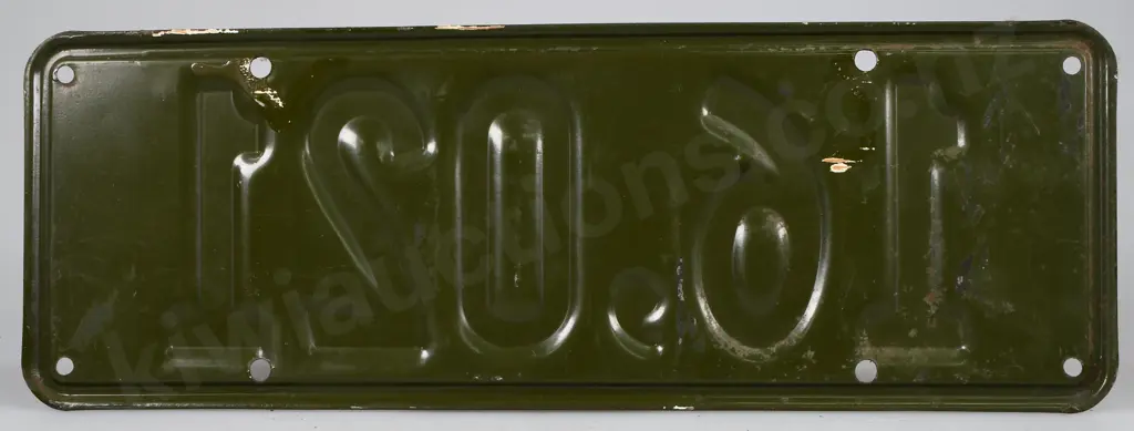 NEW ZEALAND NUMBER PLATE 1935 - 1936 Image 1++