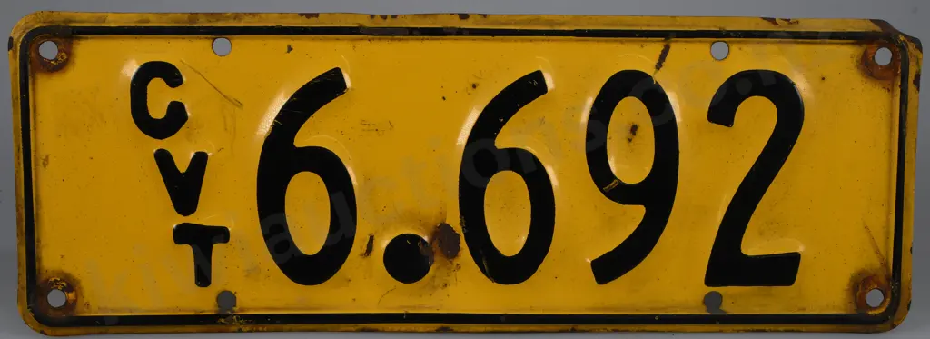 NEW ZEALAND GOVERNMENT NUMBER PLATE 1961-1965 Image 1++