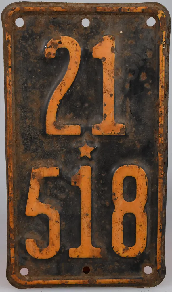EARLY NEW ZEALAND MOTOR CYCLE NUMBER PLATE 1927 - 1928 Image 1++