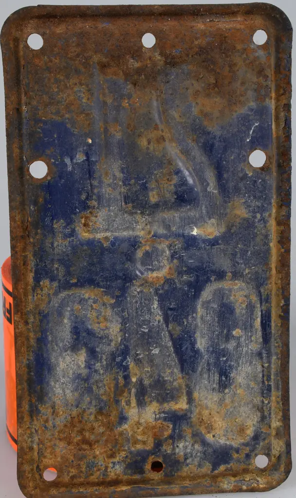 EARLY NEW ZEALAND MOTOR CYCLE NUMBER PLATE 1929 - 1930 Image 1++