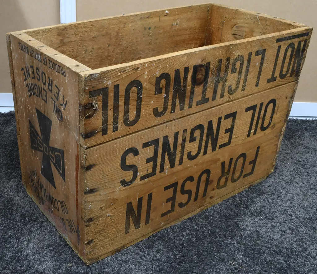 BRITISH IMPERIAL OIL COMPANY WOODEN BOX Image 1++