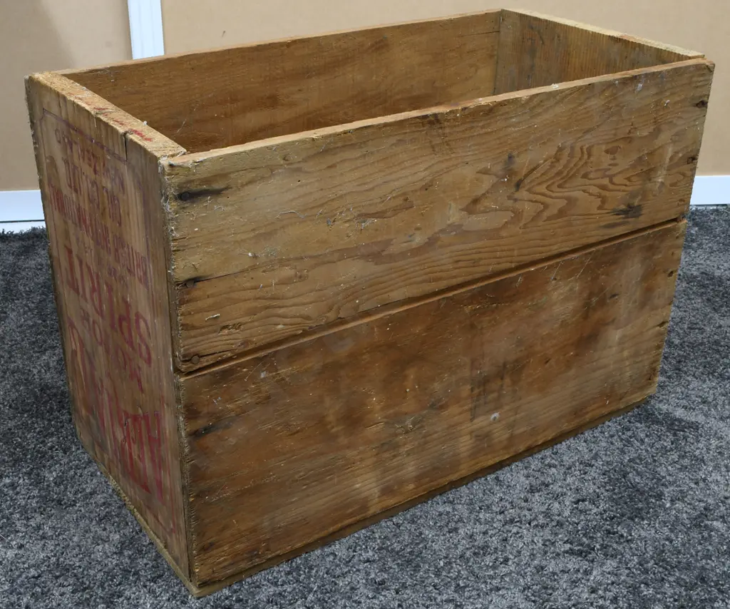 AERIAL MOTOR SPIRIT NEW ZEALAND WOODEN BOX Image 1++