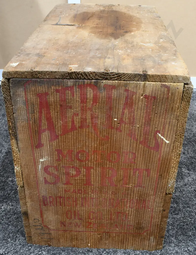 AERIAL MOTOR SPIRIT NEW ZEALAND WOODEN BOX Image 1++