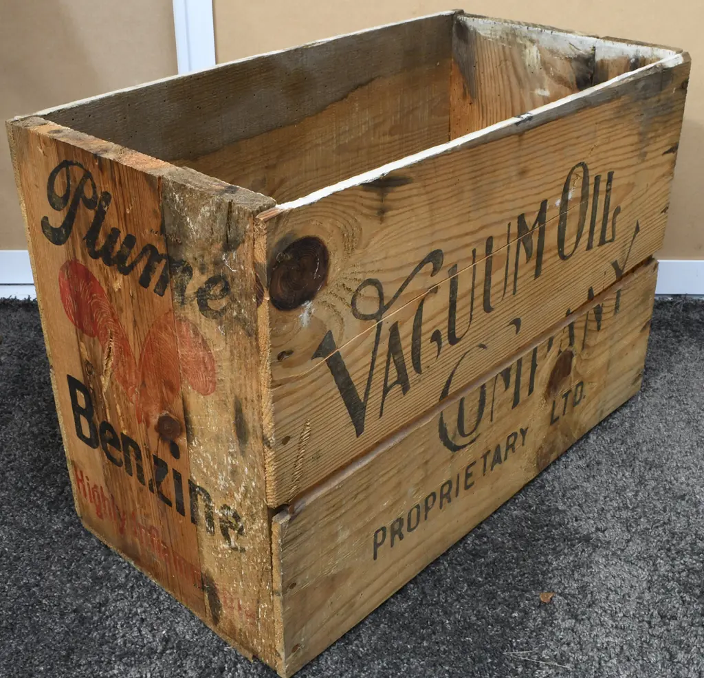 PLUME OIL WOODEN BOX Image 1++