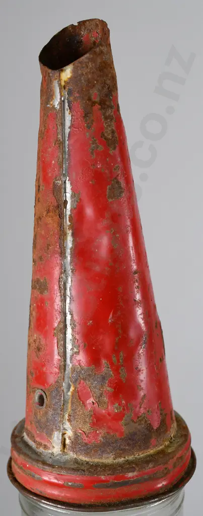 WAKEFIELD CASTROL QUART OIL BOTTLE Image 1++